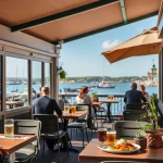 Bea’s Rökeri & Hamncafé i Jävrebyn – Njut av deras uteservering | Info & kontakt